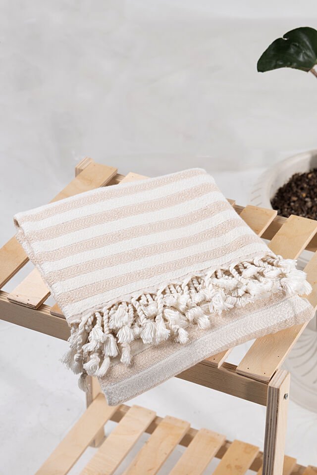 Göçek Model Peştemal – %100 Doğal Pamuk, Şıklık ve Konfor Bir Arada