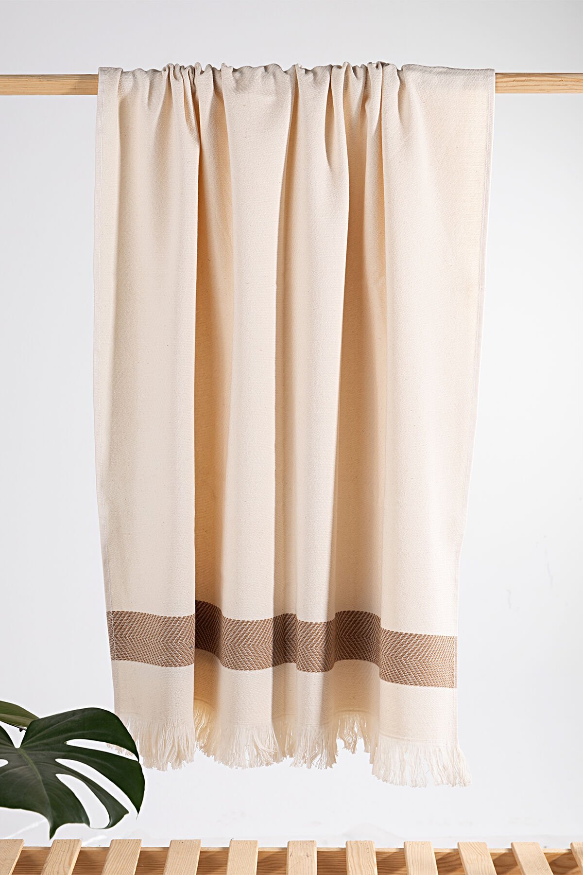 %100 Pamuk Peştemal Havlu ile Doğallığın ve Konforun Keyfini Çıkarın