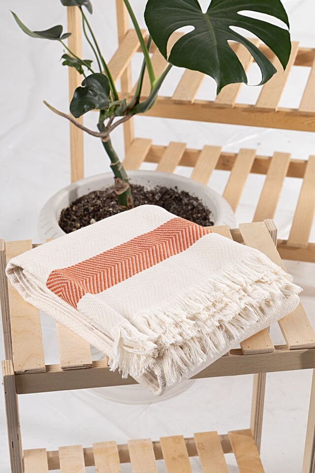 %100 Pamuk Peştemal Havlu ile Doğallığın ve Konforun Keyfini Çıkarın